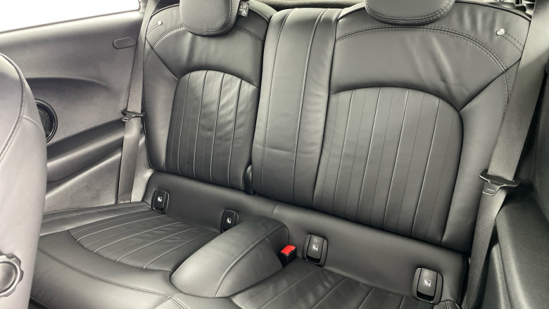 MINI Hatchback 135kW Cooper S Level 3 33kWh 3dr Auto Electric Hatchback